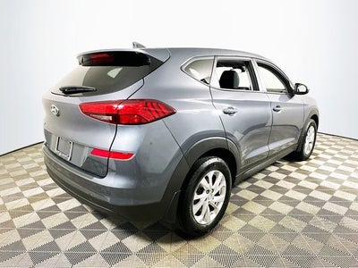2021 Hyundai TUCSON SE