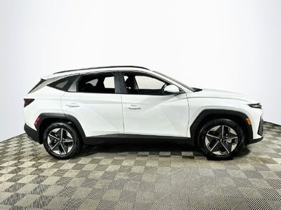 2026 Hyundai TUCSON HYBRID SEL FWD