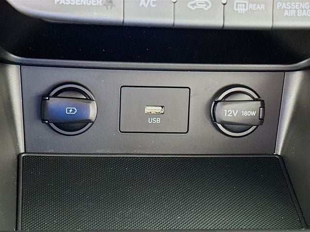 2023 Hyundai KONA SE