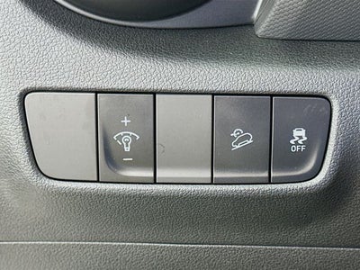 2023 Hyundai KONA SE