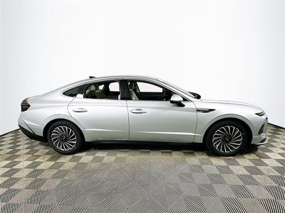 2025 Hyundai SONATA HYBRID SEL