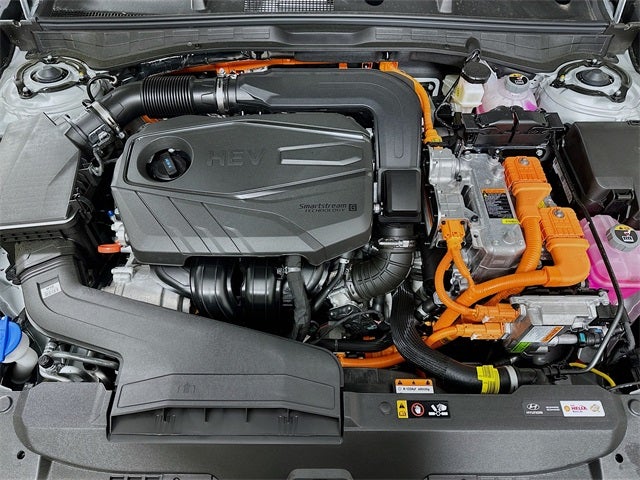 2025 Hyundai SONATA HYBRID SEL