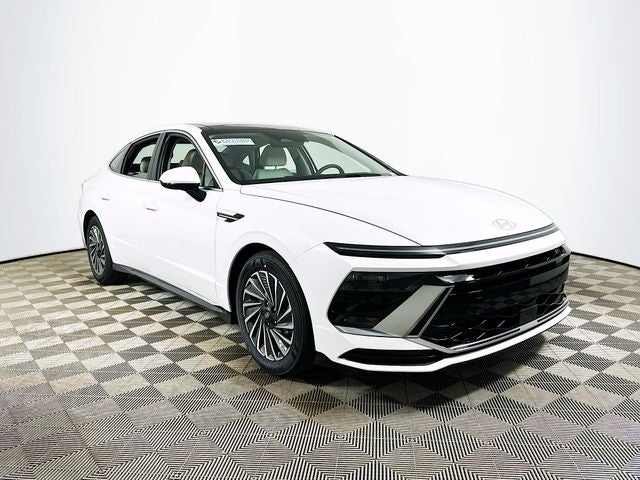 2026 Hyundai SONATA HYBRID SEL