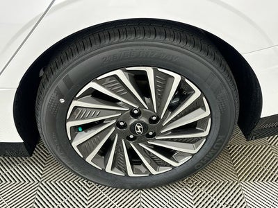 2026 Hyundai SONATA HYBRID SEL