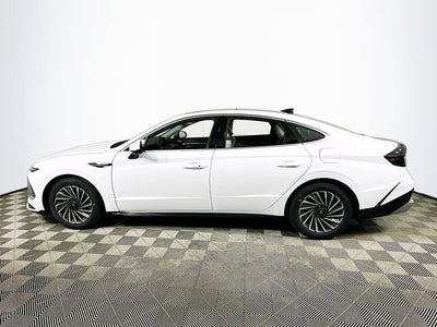 2026 Hyundai SONATA HYBRID SEL