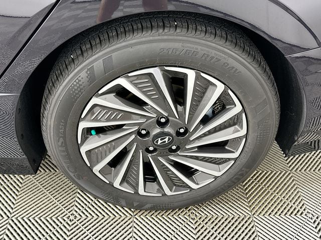 2025 Hyundai SONATA HYBRID SEL