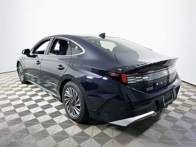 2025 Hyundai SONATA HYBRID SEL