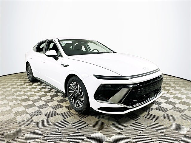 2025 Hyundai SONATA HYBRID SEL