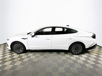 2025 Hyundai SONATA HYBRID SEL