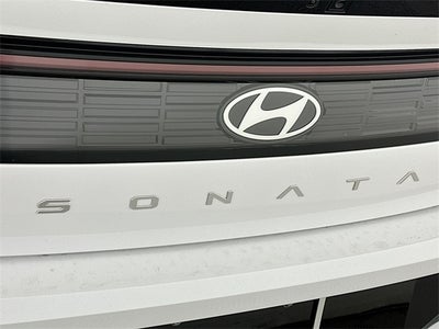 2025 Hyundai SONATA HYBRID SEL