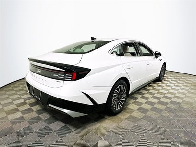 2025 Hyundai SONATA HYBRID SEL