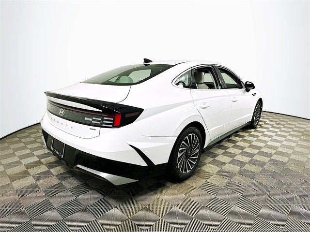 2025 Hyundai SONATA HYBRID SEL