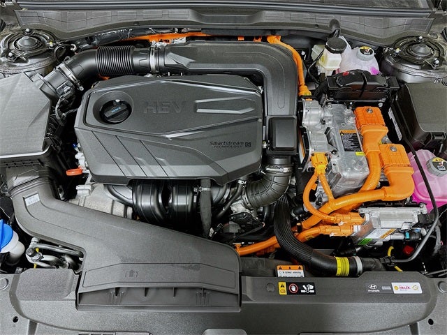 2025 Hyundai SONATA HYBRID SEL
