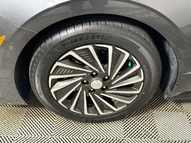 2023 Hyundai SONATA HYBRID Limited