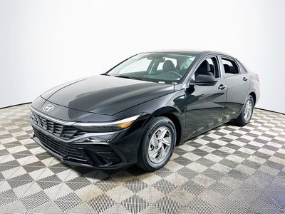 2026 Hyundai ELANTRA SE