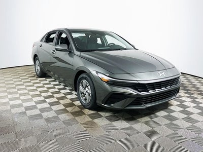 2026 Hyundai ELANTRA SE