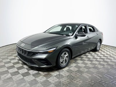 2026 Hyundai ELANTRA SE