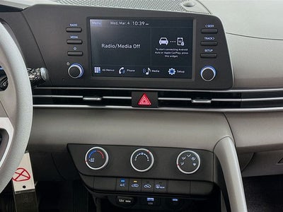 2026 Hyundai ELANTRA SE