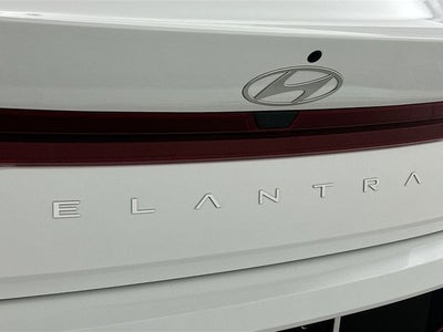 2026 Hyundai ELANTRA SE