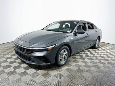 2026 Hyundai ELANTRA SE