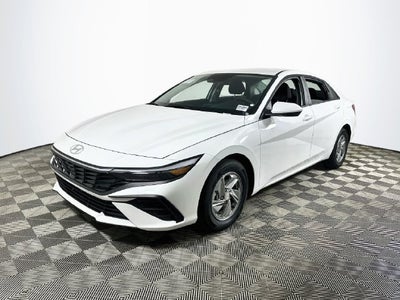 2026 Hyundai ELANTRA SE