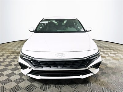 2026 Hyundai ELANTRA SE