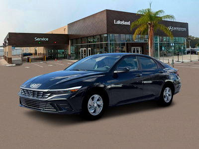 2026 Hyundai ELANTRA SE