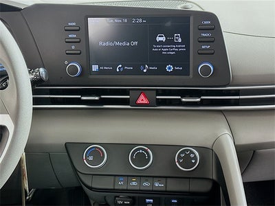 2026 Hyundai ELANTRA SE