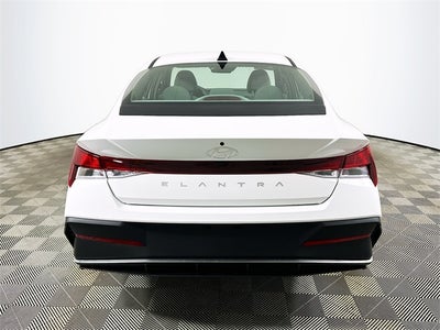 2026 Hyundai ELANTRA SE