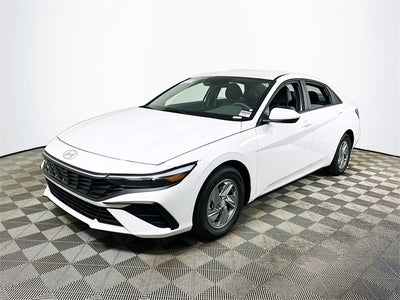 2026 Hyundai ELANTRA SE