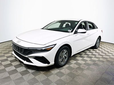 2026 Hyundai ELANTRA SE