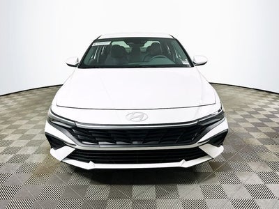 2026 Hyundai ELANTRA SE
