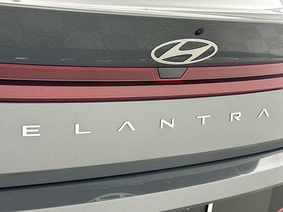 2026 Hyundai ELANTRA SE