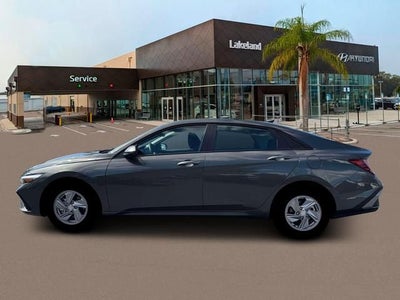 2026 Hyundai ELANTRA SE