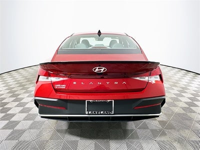 2025 Hyundai ELANTRA SEL Sport