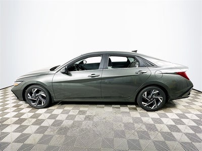 2025 Hyundai ELANTRA Limited