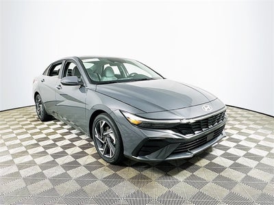 2025 Hyundai ELANTRA Limited