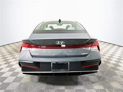 2025 Hyundai ELANTRA Limited