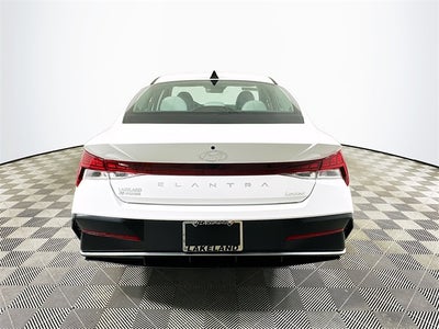 2025 Hyundai ELANTRA Limited