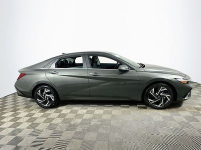 2026 Hyundai ELANTRA Limited