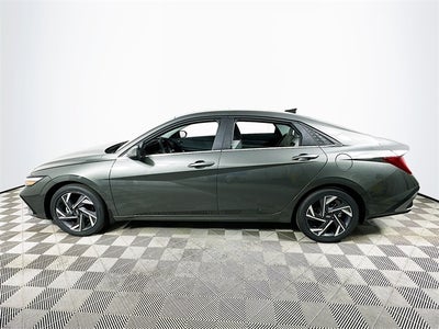 2025 Hyundai ELANTRA Limited