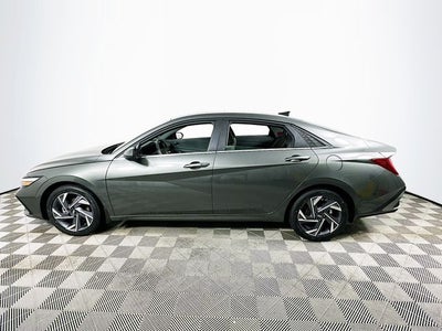 2025 Hyundai ELANTRA SEL Convenience
