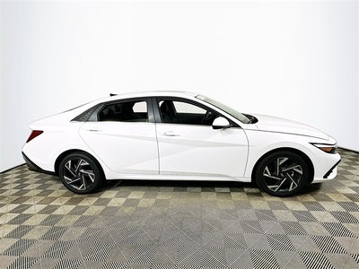 2025 Hyundai ELANTRA SEL Convenience