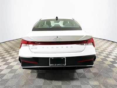 2025 Hyundai ELANTRA SEL Convenience