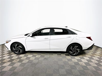 2025 Hyundai ELANTRA SEL Convenience