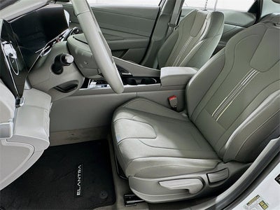 2025 Hyundai ELANTRA SEL Convenience