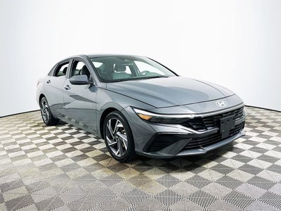 2025 Hyundai ELANTRA SEL Convenience