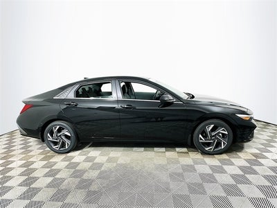 2025 Hyundai ELANTRA SEL Convenience