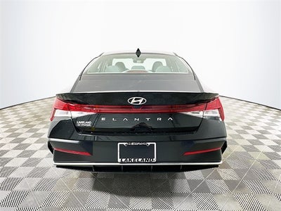 2025 Hyundai ELANTRA SEL Convenience