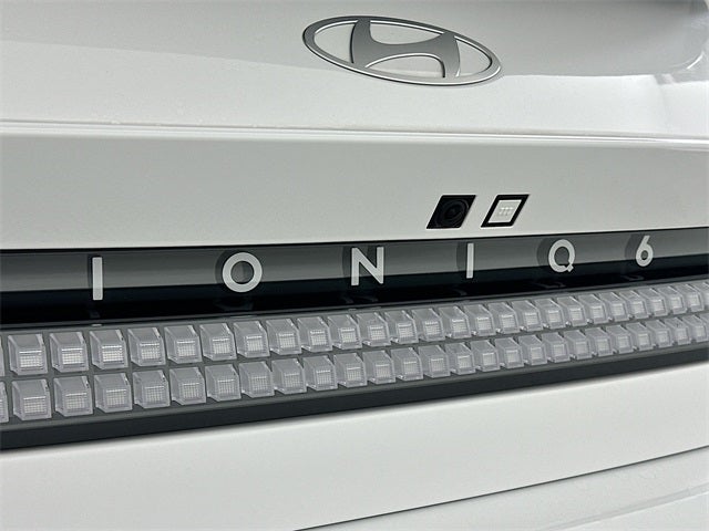 2025 Hyundai IONIQ 6 SE